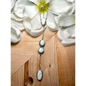 Collier Kobe Martinez en turquoise naturelle Dry Creek et argent sterling plaqué or, chaînes religieuses tendance pour cadeaux ou fêtes - Product Image 1