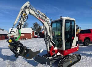 Miniexcavadora Takeuchi TB225 de 2.5 Toneladas, Excavadora Compacta de Orugas Diésel |   Equipo de Construcción Hidráulico – Mejor Precio al por Mayor - Product Image 5