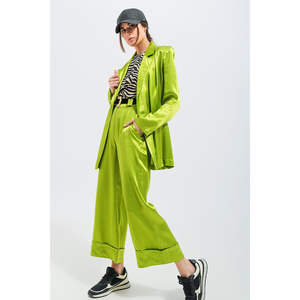 Pantalon décontracté taille haute en satin vert à jambes larges, anti-plis et respirant, avec fermeture mi-haute et taille élastique, idéal pour l'été - Product Image 5