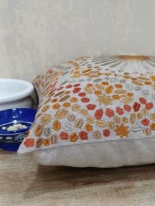 หมอนอิงตกแต่งแบบดั้งเดิมที่100% ปลอกหมอนผ้าคอตตอนสีส้มปักลายดวงอาทิตย์สีทึบสำหรับใช้ในบ้าน - Product Image 3