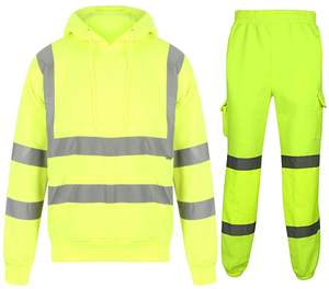 Conjunto de ropa de trabajo profesional con pretina ajustable y costuras de alta durabilidad para el trabajo diario fabricado en Pakistán. - Product Image 1