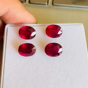 Aaa Chất Lượng Tự Nhiên Của <span class=keywords><strong>Ruby</strong></span> <span class=keywords><strong>4</strong></span> Pcs Nước Nóng Và Điều Trị Đá Quý Hình Bầu Dục Cắt Với Tuyệt Vời Ánh Cắt Hoàn Hảo Có Sẵn Với Giá Rẻ Giá - Product Image 3
