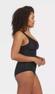 Respirant de haute qualité en gros OEM personnalisé Fitness femmes débardeur couleur unie en cours d'exécution bas quantité minimale de commande-prix du Bangladesh - Product Image 3