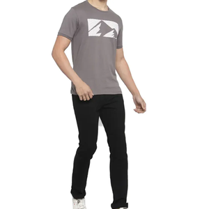 เสื้อยืดผู้ชายผ้าฝ้าย สตรีทแวร์ ฤดูร้อน สไตล์ลำลอง ทรงหลวม แขนสั้น น้ำหนักเบา สวมใส่สบาย เนื้อผ้านุ่ม รับผลิตแบบ OEM ODM พร้อมสกรีนโลโก้ตามสั่ง - Product Image 4