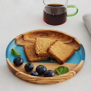 Bandeja de Servicio Moderna de Resina de Fabricación India para Entretener o Servir Aperitivos y Bebidas, Disponible para Suministro Mundial - Product Image 1