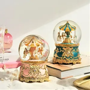 ODM Crystal Ball Music Box For Decor Products Snow Globe Carousel Music Box