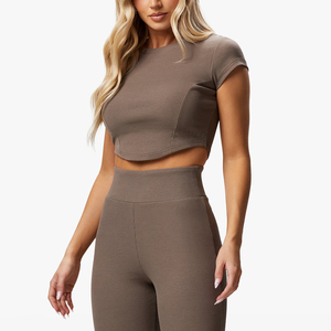 Ensemble de deux pièces personnalisable avec logo OEM, vêtements de sport, vêtements de fitness, vêtements amincissants, t-shirt court - Product Image 4