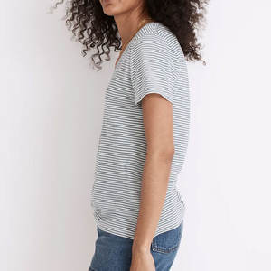 Camisetas informales con cuello en V profundo para mujer, ropa transpirable de verano con estampado personalizado de talla grande de alta calidad - Product Image 2