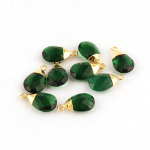 Dijes de una sola fianza de cuarzo verde esmeralda, tapa galvanizada dorada, hallazgos de latón - Product Image 5