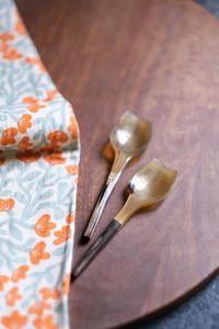 Juego de cucharas de cuerno de búfalo talladas a mano para usar en casas rústicas hechas de 100 por ciento cuerno natural real Libre de crueldad - Product Image 4