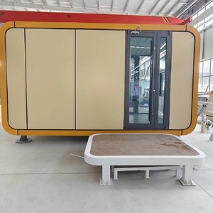 Disposition intérieure spacieuse offerte par Capsule Cabin House avec cadre construit avec précision sur chaque expédition Capsule Cabin House - Product Image 4