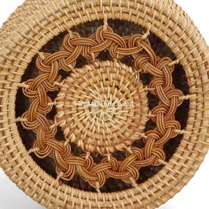 Caja de Almacenamiento Multifuncional Decorativa Hecha a Mano de Mimbre Bohemio, Textura Tejida Natural, Vietnam, Dimensiones Personalizables - Product Image 2