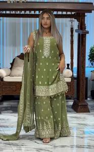 Ensemble Salwar Kameez Moderne en Faux Georgette Lourd avec Caractéristique Réversible, Imprimé Numérique Gaufré pour Fêtes et Mariages - Zain Exports - Product Image 3