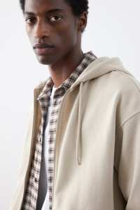 2025 Sudaderas con capucha con cremallera de gran tamaño para hombre de diseño superior Ropa de calle de alta calidad para el suministro directo de invierno Venta caliente - Product Image 3