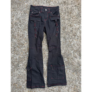 กางเกงคาร์โก้ทรงบาน สายรัดเอว ตัดเย็บด้วยด้ายสีดำและแดง สำหรับผู้หญิง สไตล์โกธิค พังก์ ขายดี - Product Image 1