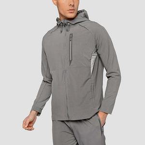 2025 nueva ropa de entrenamiento y jogging de poliéster 100% personalizada para hombre, chaqueta cortavientos para correr, chándal para hombre, ropa para exteriores - Product Image 2