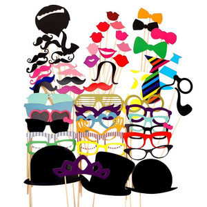 Accessoires de cabine photo d'anniversaire Funny Party Favor Stick Moustache Photo Booth Party Fun Wedding Favor - Product Image 1