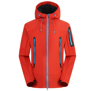 Veste Softshell à Capuche pour Hommes de Couleur Noire Unie Vente en Gros Personnaliser Tissu Respirant Poches à Fermeture Éclair Vestes Extérieures Imperméables - Product Image 5