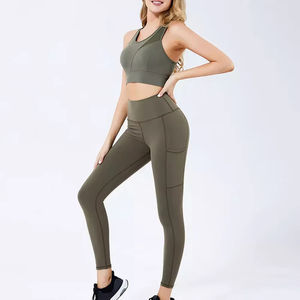 Conjunto de Yoga Ligero para Mujer con Logotipo Frontal Personalizado, Diseño Sólido, Ecológico, Transpirable, Ropa Deportiva para Gimnasio y Fitness - Product Image 4