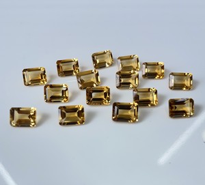 พลอยรูปแปดเหลี่ยมสีเหลืองมะนาวธรรมชาติเจียระไน10x12มม. พลอยรูปแปดเหลี่ยม - Product Image 2