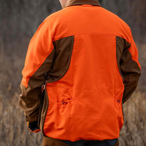 Vestes tactiques à coquille souple personnalisées pour hommes, coupe-vent à capuche doublée polaire pour vêtements de travail d'hiver imperméables pour les sports d'extérieur - Product Image 2