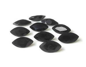 Piedras Preciosas de Espinela Negra Natural Hechas a Mano de Alta Calidad, Corte Marquesa Facetado de 2x4mm-5x10mm con Juego de Color para la Fabricación de Joyas - Product Image 5