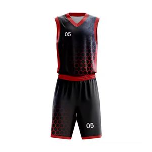 Uniformes de basket-ball personnalisés pour hommes, femmes et adultes, 100% coton respirant, manches courtes, impression par transfert thermique, fabriqué au Pakistan - Product Image 1