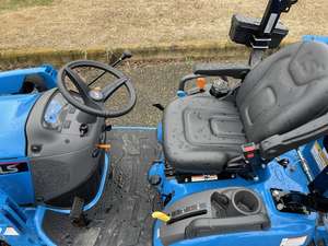 LS <b>Lawn</b> <b>Mower</b> 4x4 Versatile <b>Small</b> Tractor for Agriculture 28V | 15HP Gas Engine - Product Image 4