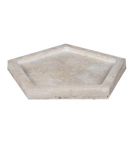 Plateau décoratif en pierre de travertin Pentagon, design moderne minimaliste, finition naturelle durable, parfait pour les bijoux, les bougies et l'exposition - Product Image 4
