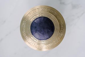 Urna de cremación para adultos-Contenedor de cenizas funerarias moradas y Doradas-Hecho de latón para hombres y mujeres de hasta 200 libras Hecho a mano - Product Image 6