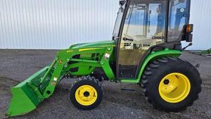 Mini tracteur John Deere 300-E 2020 - Product Image 3