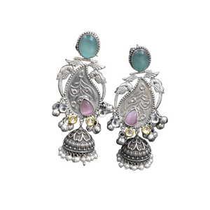 Diseño único Plata Aspecto Igual Piedra Big Stud Jhumka Pendiente Joyería para Niñas y Mujeres disponible a Precio Razonable en India - Product Image 2