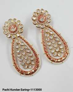 Boucles d'oreilles indiennes plaquées or traditionnelles et à la mode Kundan et perles suspendues Bahubali pour femmes et filles ensemble de bijoux - Product Image 2