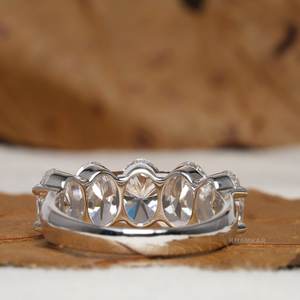 แหวนหมั้นเพชรสำหรับผู้หญิง5 CTS 18K แหวนเพชรรูปไข่สีทองสีขาว - Product Image 6