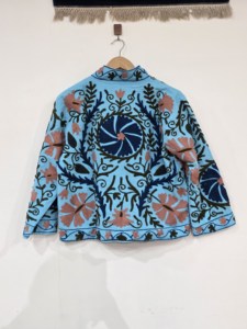 เสื้อโค้ทผู้หญิงไซส์ใหญ่ ผ้ากำมะหยี่ปักลายโบฮีเมียน ซูซานี แขนยาว คอทรงโอ สำหรับฤดูหนาว เป็นมิตรกับสิ่งแวดล้อม สวมใส่สบาย - Product Image 2
