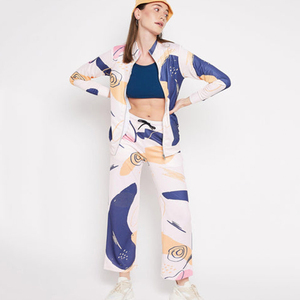 Survêtements respirant nouveau élégant partout impression costume femmes deux pièces survêtement fabricant ensemble femmes respirant survêtement - Product Image 3