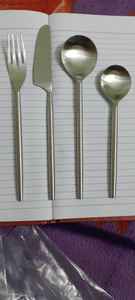 Juego de Cubiertos de Latón Premium de 4 Piezas con Logotipo Personalizado, Diseño Elegante, Sostenible y Apto para Lavavajillas - Product Image 2