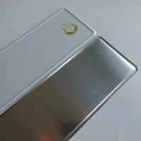 Özel tasarım İngiltere araba numarası plaka satış alüminyum Metal paslanmaz çelik Reflectorized lisanslı plaka ile Qr kodu