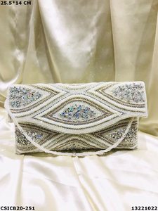 กระเป๋าคลัทช์ผู้หญิงทำมือจากดีไซเนอร์ชาติพันธุ์ - Product Image 4