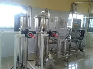 Equipo de purificación de agua semiautomático, maquinaria de tratamiento de agua de 1000l, procedente de un distribuidor indio y fabricante - Product Image 4