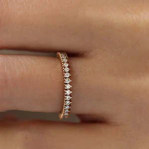 Elegante VVS1 Moissanite Diamond Round Wedding Band para mujeres Anillos elegantes - Product Image 3