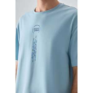 Camiseta de Hombre de Punto 100% Algodón Azul Claro, Gruesa, Suave, Texturizada, Corte Holgado con Diseño Estampado-88355 - Product Image 4