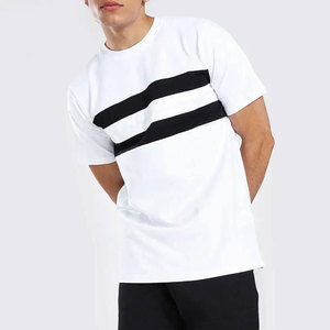 Ensemble t-shirt à col rond rayé blanc pour homme avec short noir, vêtements décontractés d'été, 100% coton tricoté respirant, coupe classique - Product Image 3