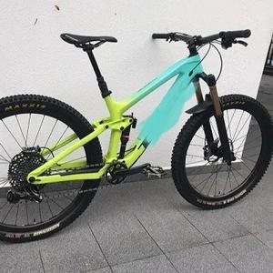 NUEVA Bicicleta Completa Madones Slash 9.9 2025 de Carbono 29er - Product Image 1