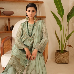 Ramsha Vol BB-1 en mousseline de soie brodée trois pièces pakistanaise Design pour les femmes fête porter des robes Panjabi - Product Image 5