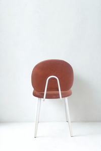 Chaise de salle à manger NOVA moderne rembourrée avec pieds en métal, dossier ergonomique, siège en tissu de luxe pour usage domestique et commercial Premium! - Product Image 4