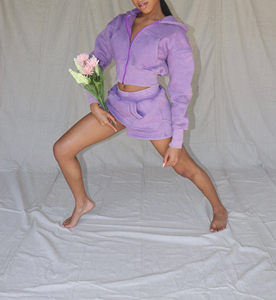 เสื้อกันหนาวมีฮู้ดแบบรูดซิปสำหรับผู้หญิงชุดสั้นเสื้อครอปมีฮู้ดเสื้อครอปแบบมีฮู้ดชุดกางเกงขาสั้นเสื้อกันหนาวมีฮู้ดสำหรับผู้หญิงสินค้ามาใหม่โลโก้ออกแบบได้ตามต้องการ - Product Image 6