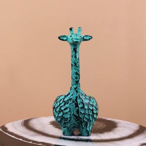 Décor de table en métal de conception de girafe verte unique pour l'affichage de pièce maîtresse artistique de cadeau de fête d'événement de bureau à domicile - Product Image 2