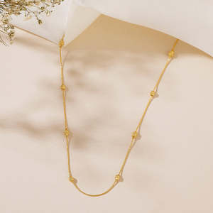 Collar de Moda con Cuentas, Cadena Dorada Elegante con Eslabones Radiantes - Product Image 1