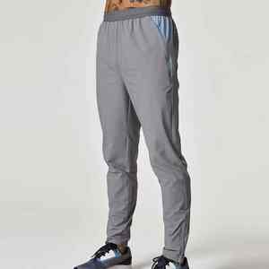 Survêtement pour homme personnalisé, taille plus, respirant, 100% polyester, léger, coupe athlétique, avec poches zippées fonctionnelles - Product Image 6